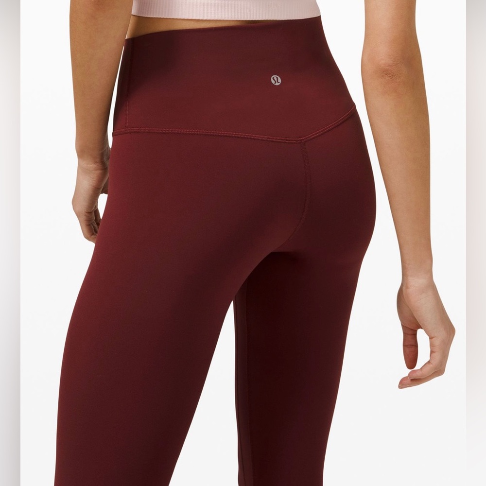 Lululemon align HR 21 inch crop size 2 Garnet